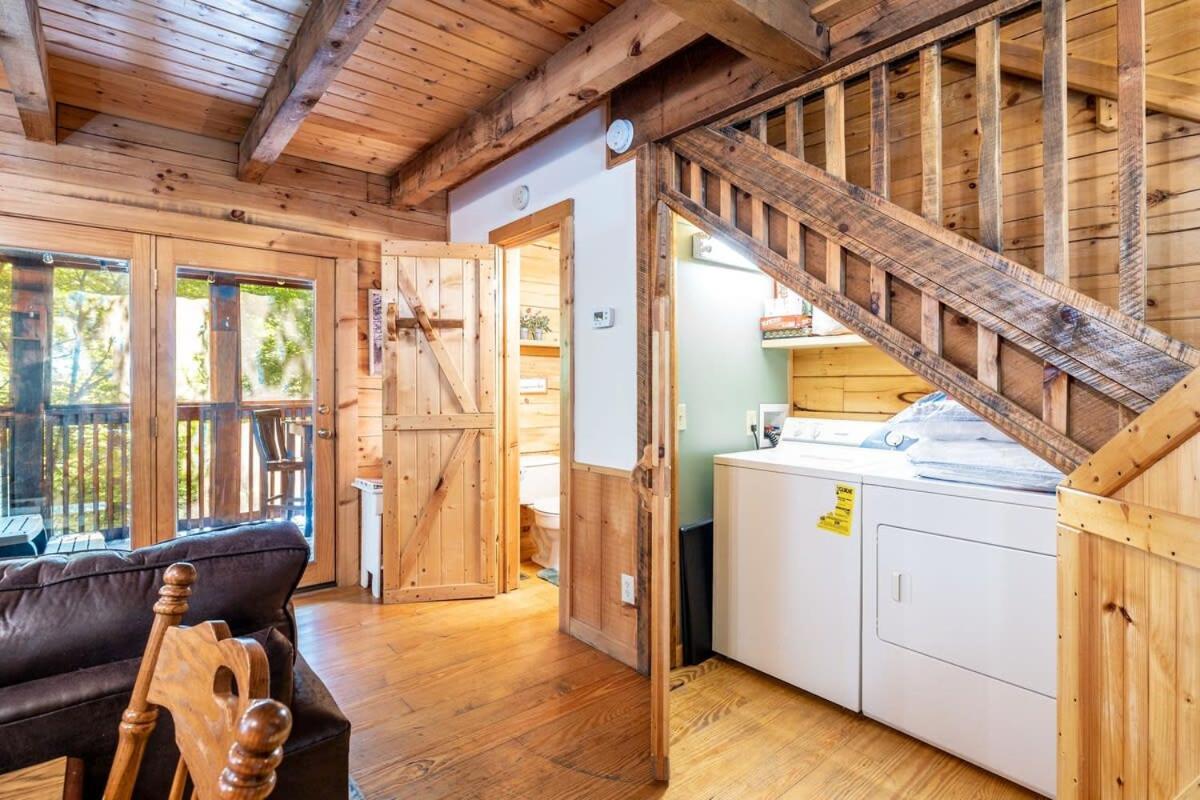Quaint & Secluded Near Dollywood With Bbq&Hot Tub Pigeon Forge Exterior foto